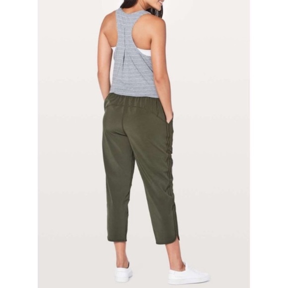 Lululemon Keep It Classic Crop 23" Dark Olive - Picture 2 of 8